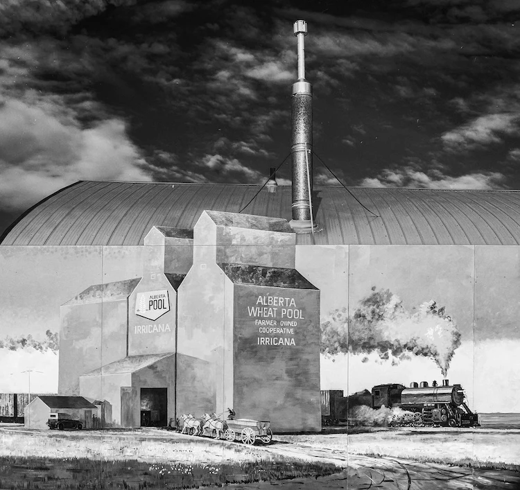 A mural of Irricana, Alberta's Wheat Pool, one of the towns historical buildings.